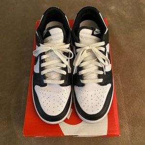 Nike Panda Dunk Low